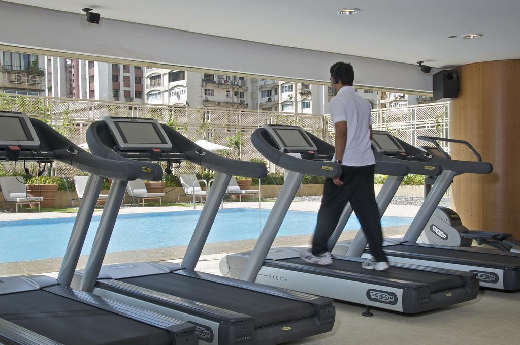 President - Ihcl Seleqtions Hotell Mumbai Eksteriør bilde A treadmill