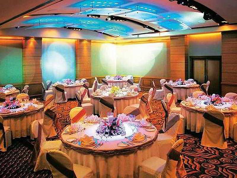 President - Ihcl Seleqtions Hotell Mumbai Eksteriør bilde The ballroom