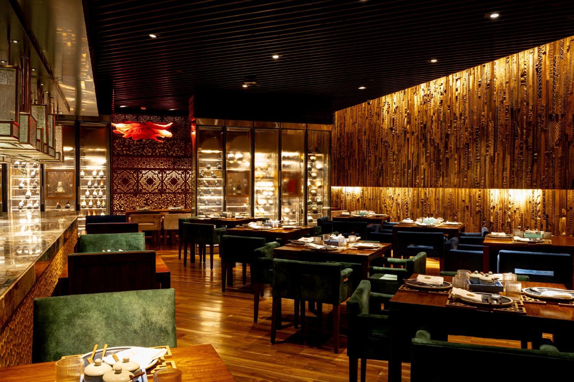 President - Ihcl Seleqtions Hotell Mumbai Eksteriør bilde Interior of the restaurant