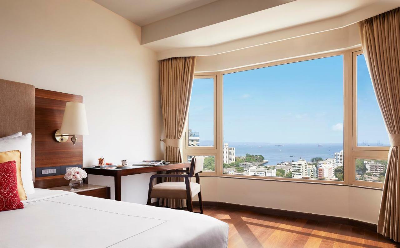 President - Ihcl Seleqtions Hotell Mumbai Eksteriør bilde A room at the hotel